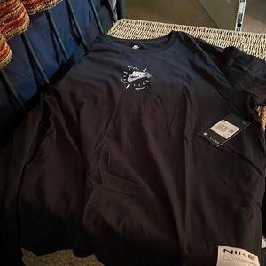 Long sleve t shirt nike
